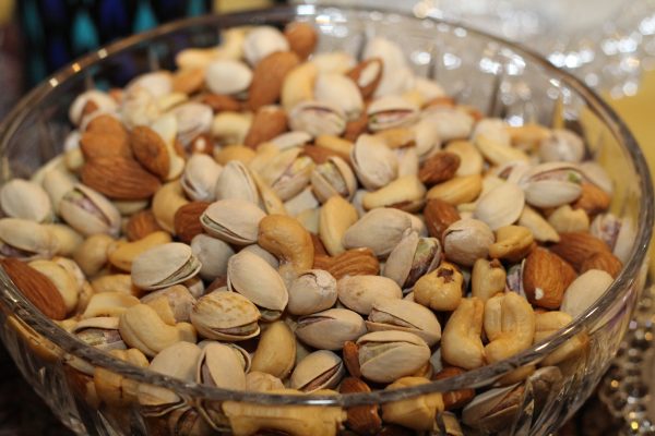 nuts almond cashews